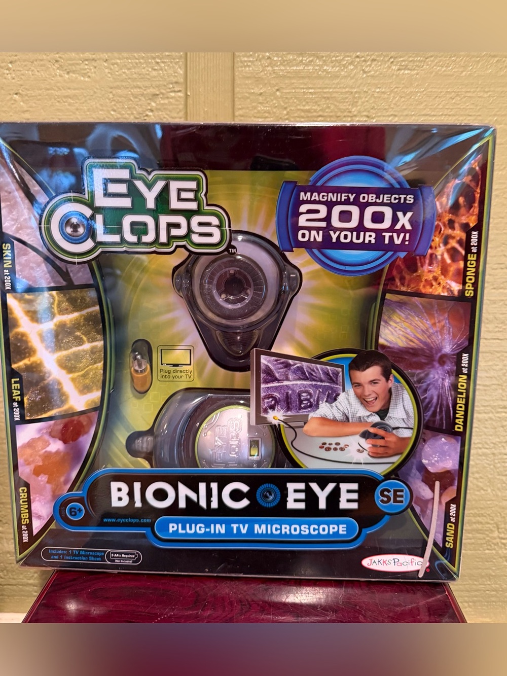 Vintage 2009 EyeClops Bionic Eye SE Plug-In TV Microscope – NEW SEALED